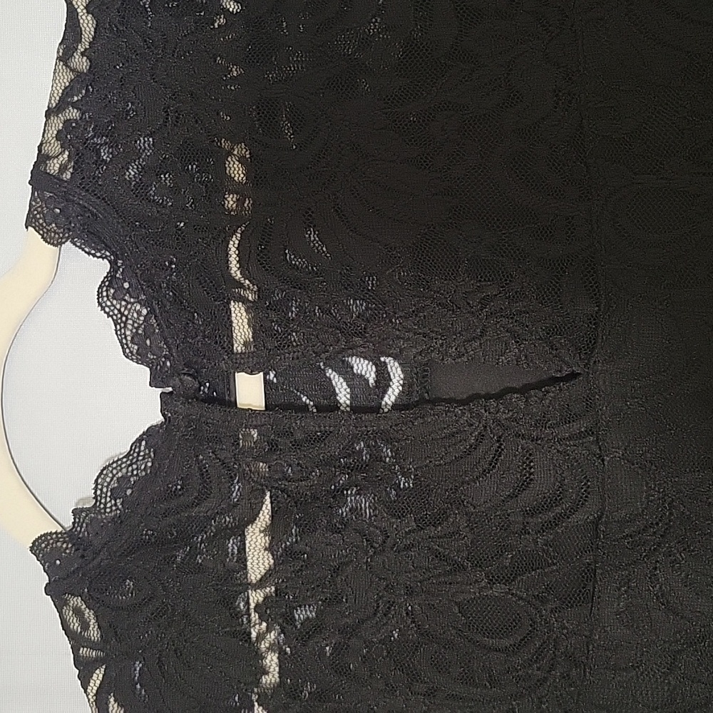 Torrid Black Lace Top NWT Size 1 (1X) - Picture 9 of 9